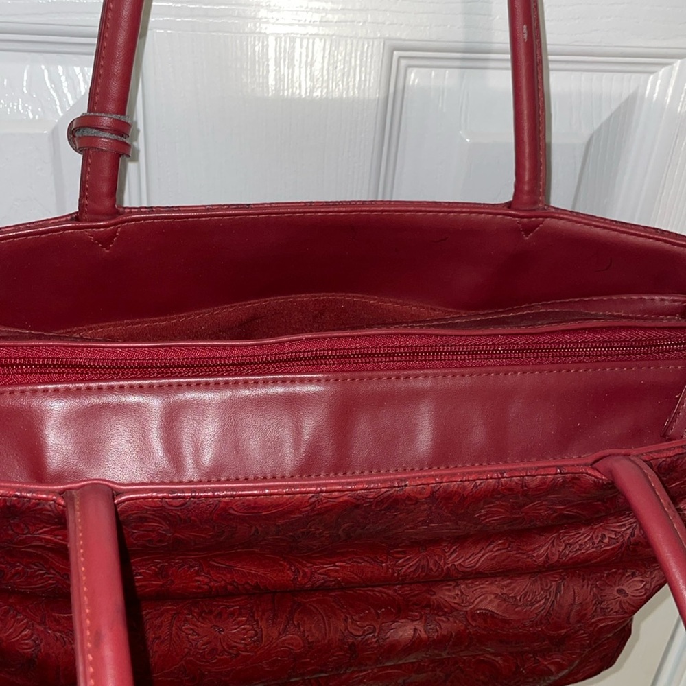 BUENO Red Tooled leather Tote Bag with Front and Back Full Pockets - Picture 7 of 10
